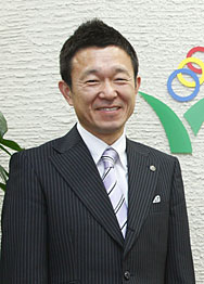 税理士 三輪厚二
